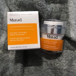 Murad City Skin Overnight Detox Moisturizer.